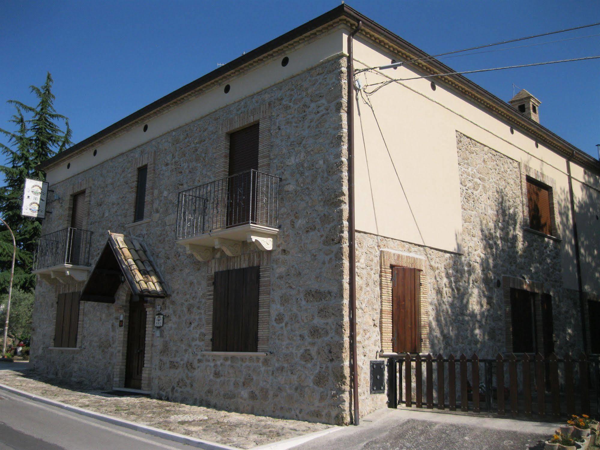 Le Pietre Ricce B&B Roccamontepiano المظهر الخارجي الصورة