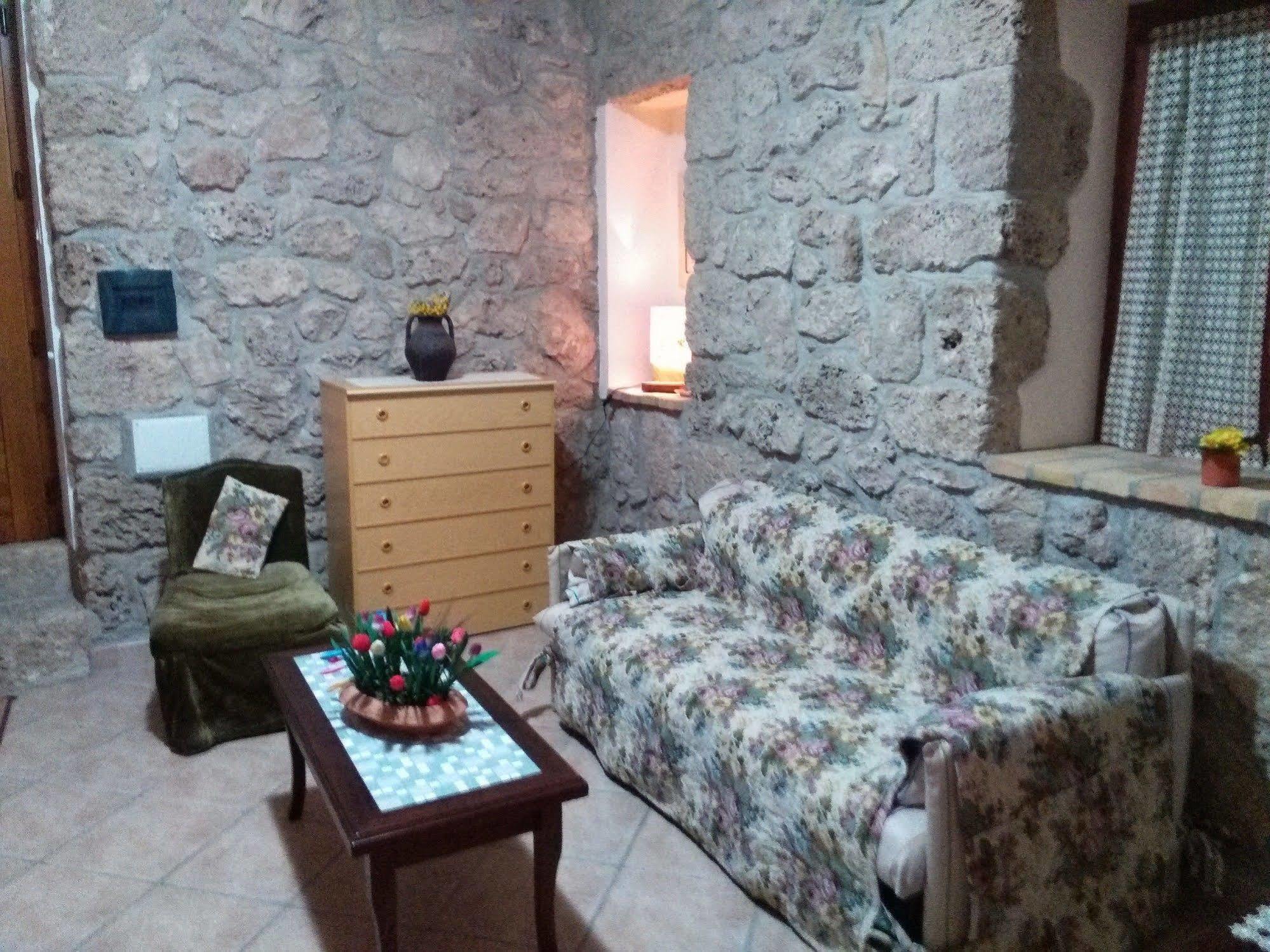 Le Pietre Ricce B&B Roccamontepiano المظهر الخارجي الصورة